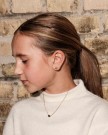 Astrid og Agnes - Young Maja hjertesmykke i forgylt stål thumbnail